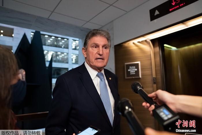 資料圖：美國(guó)民主黨籍參議員曼欽。