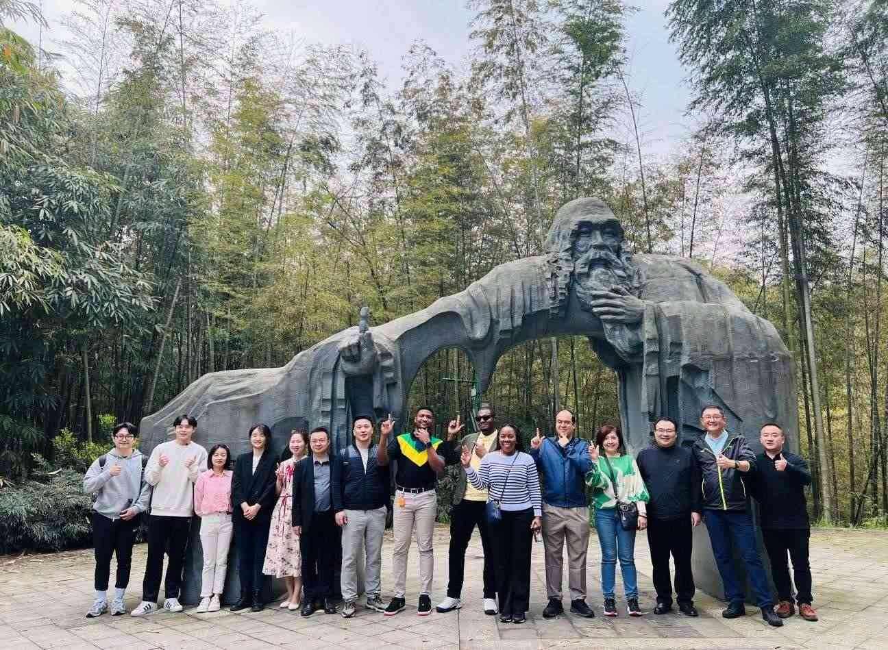 Guizhou Echo | 這一波，貴州又圈“國際粉”了