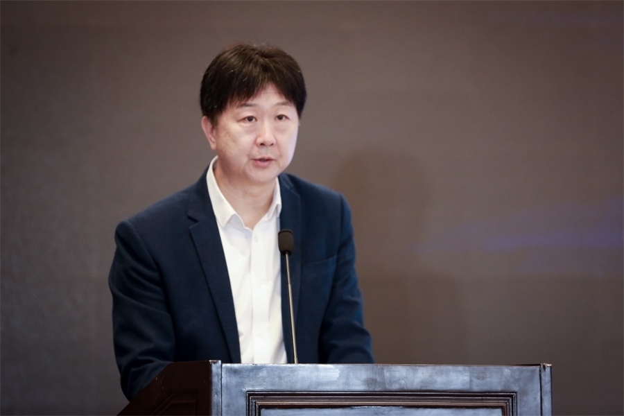 中國民主法制出版社黨委書記、社長、總編輯 劉海濤