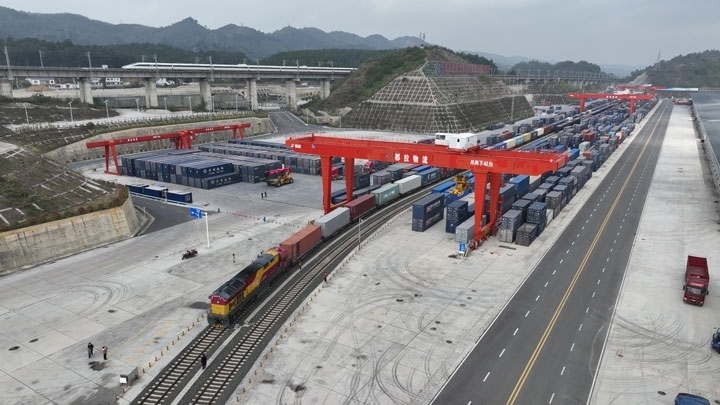 繁忙的貴陽國際陸港。貴陽綜保區(qū)供圖