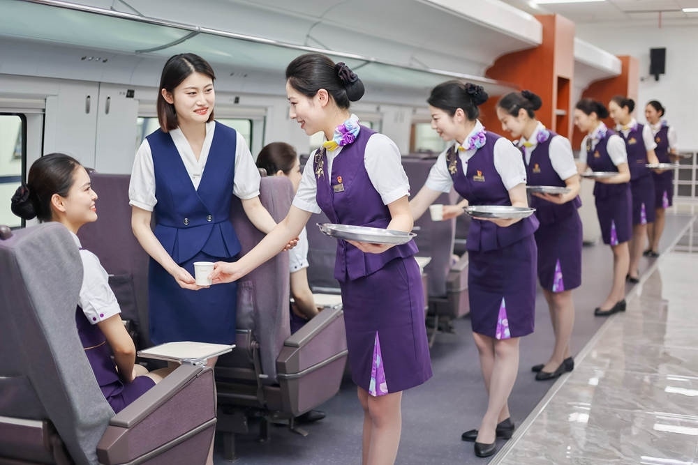 形象儀態(tài)塑造。