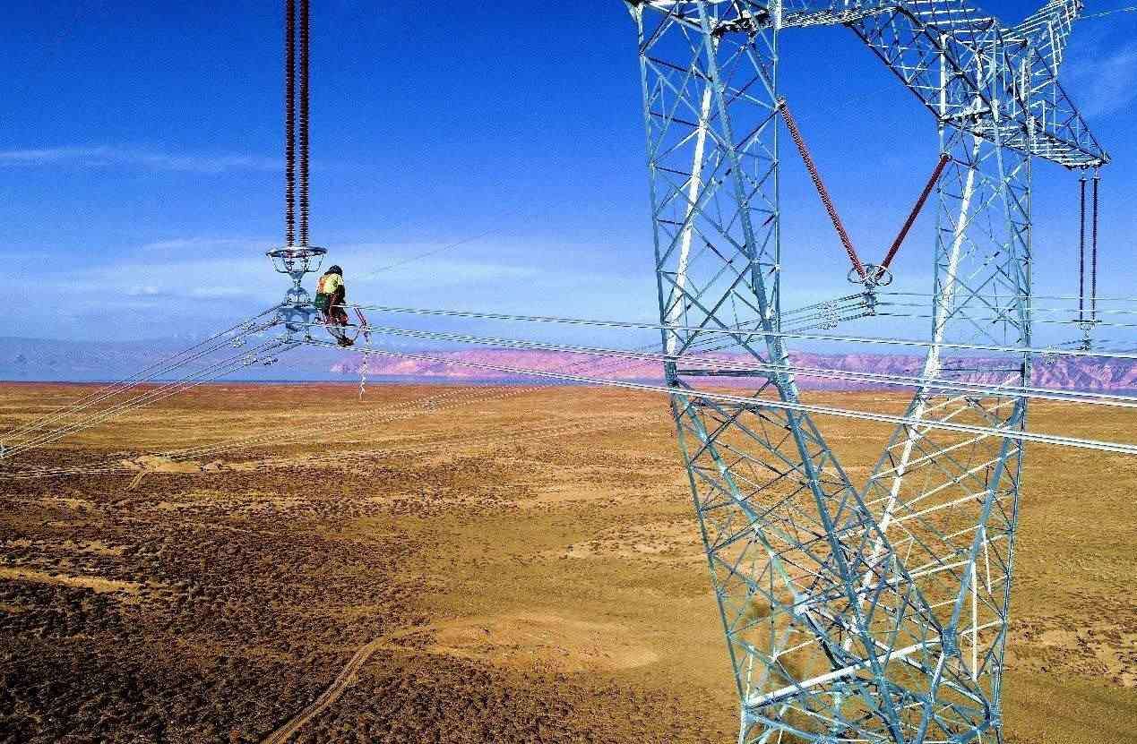 青豫直流。國(guó)網(wǎng)青海省電力公司供圖