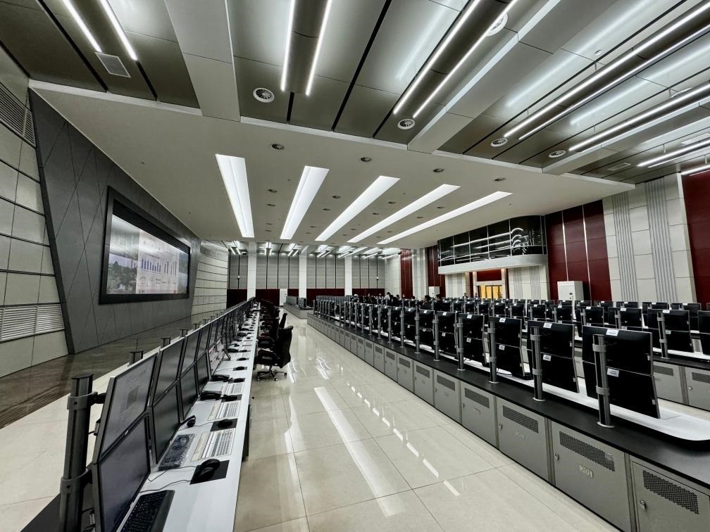 近日拍攝的公司管控中心。新華社記者 胡晨歡 攝