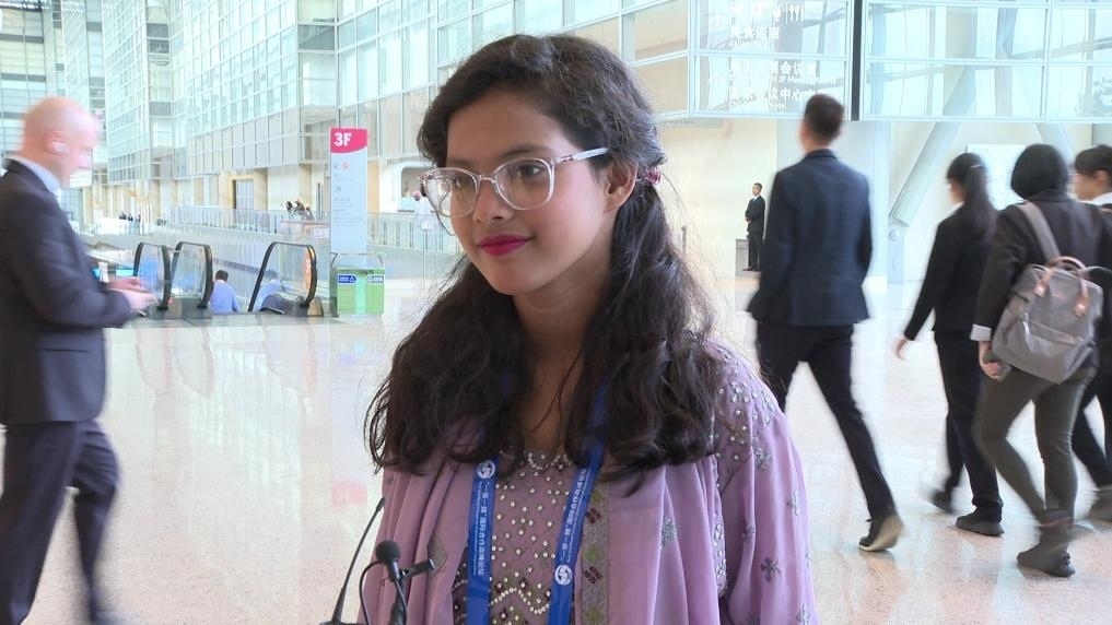 阿里法·沁在參加第三屆“一帶一路”國際合作高峰論壇民心相通專題論壇后接受記者采訪。