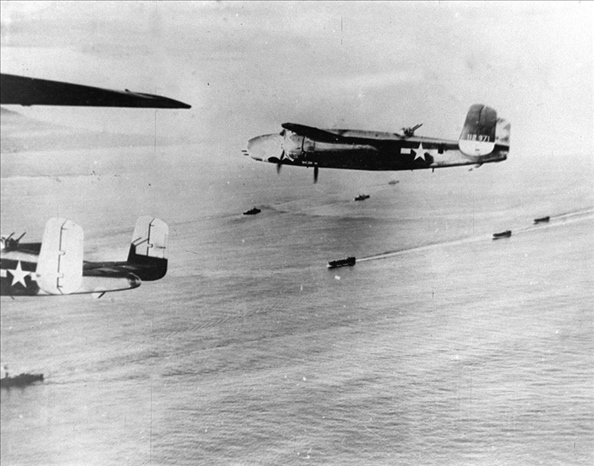 1942年4月18日，美國航空母艦甲板上B－25解放式轟炸機(jī)起飛轟炸東京工業(yè)區(qū)域，此為日本首次受盟軍之進(jìn)攻。