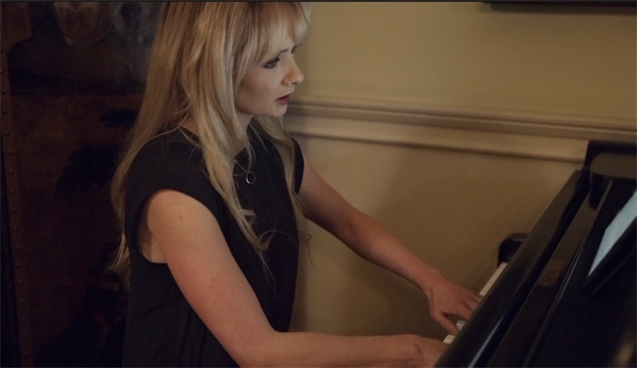 斯黛夫·康納演奏。潘耿攝