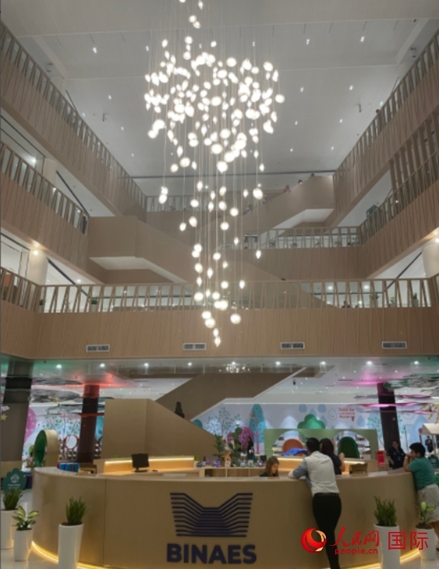 圖為中國援助薩爾瓦多國家圖書館內(nèi)景。 人民網(wǎng)記者 彭敏攝