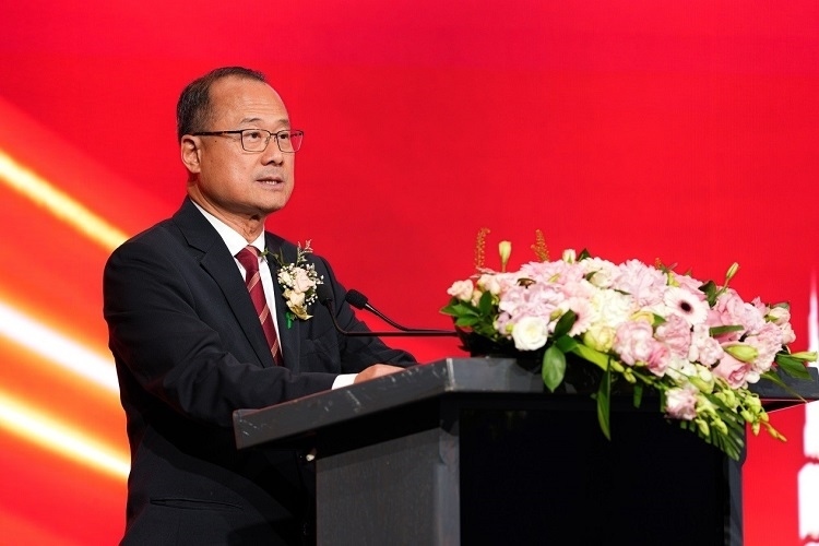 第十四屆全國政協(xié)常委、香港中華總商會會長蔡冠深致辭。阿聯(lián)酋中華工商總會供圖