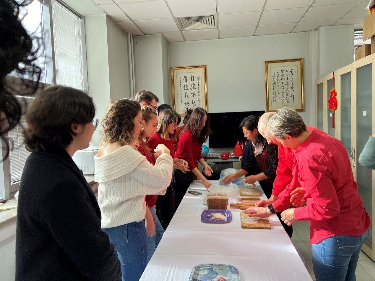 餃子工作坊現(xiàn)場。中東技術(shù)大學(xué)孔院供圖