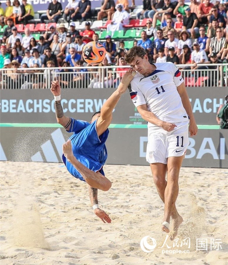 2月15日，意大利隊對陣美國隊。人民網(wǎng)塔里克·易卜拉欣攝