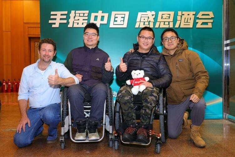 遇見(jiàn)中國(guó)丨在華生活二十年的美國(guó)人譚嘉煦：想用手搖車(chē)走遍中國(guó)