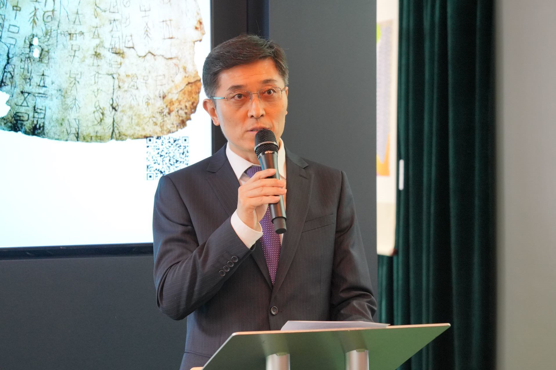 中國駐英國使館公使楊曉光致辭。主辦方供圖