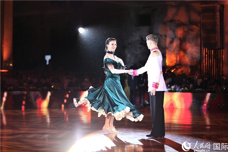 第五屆“克里姆林宮杯”國(guó)標(biāo)舞錦標(biāo)賽現(xiàn)場(chǎng)。于子恒攝