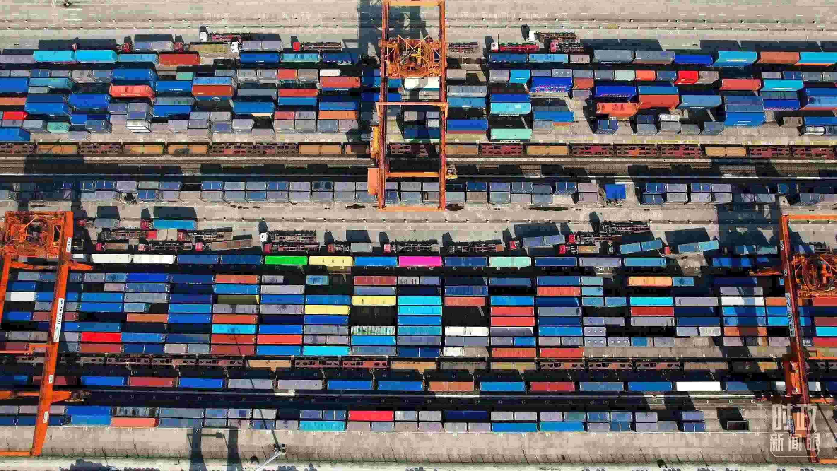 △重慶國際物流樞紐園區(qū)。（總臺央視記者范凱拍攝）