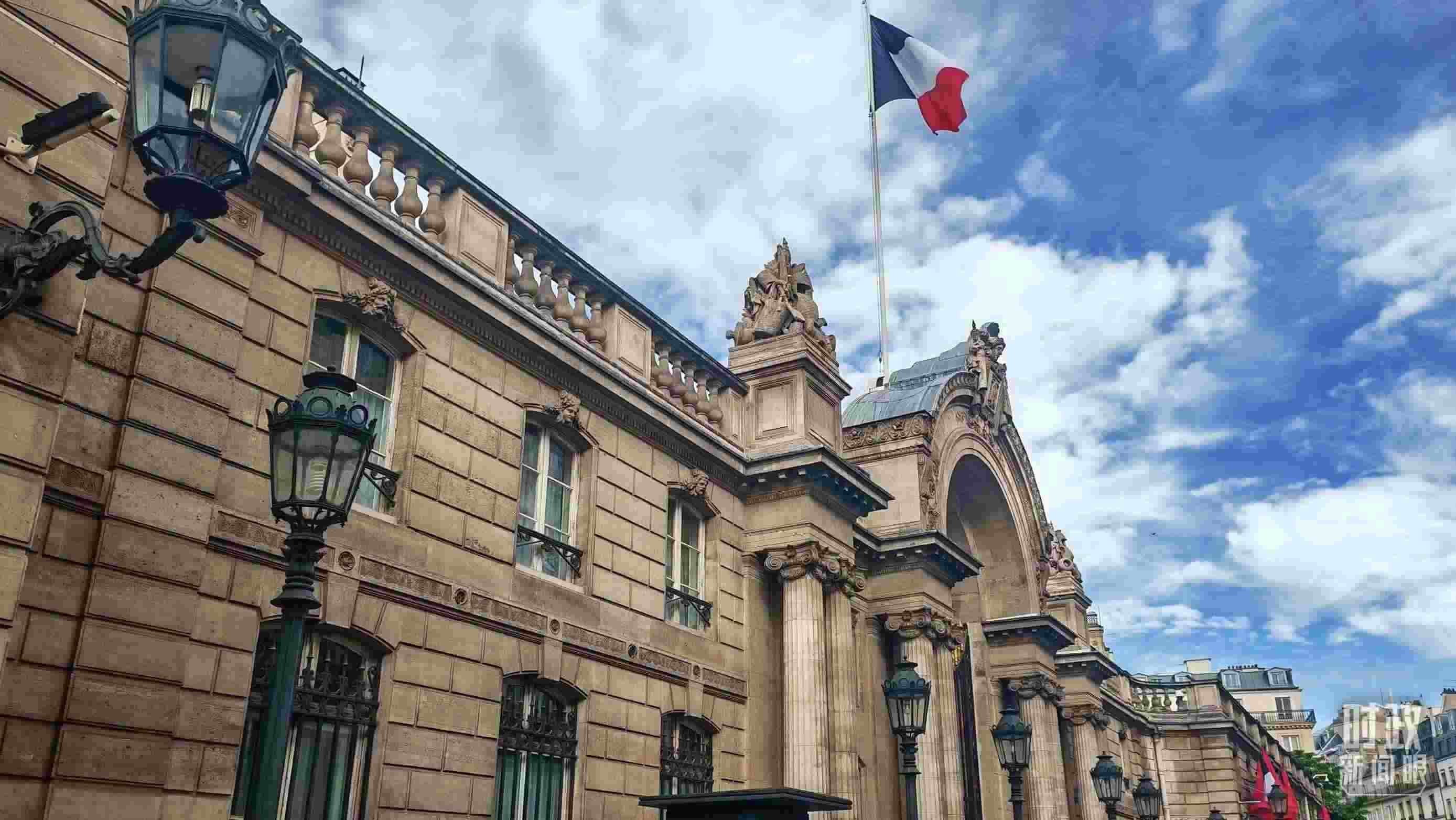 △愛(ài)麗舍宮。（總臺(tái)央視記者劉琦拍攝）