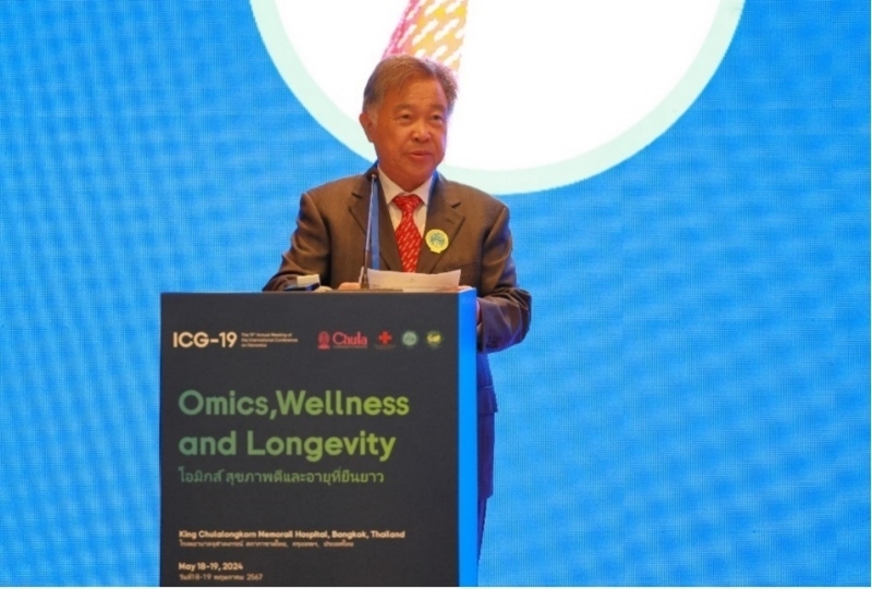 朱拉隆功大學(xué)醫(yī)學(xué)院副院長沃拉蘇克·肖特勒蘇克發(fā)表主旨演講。主辦方供圖