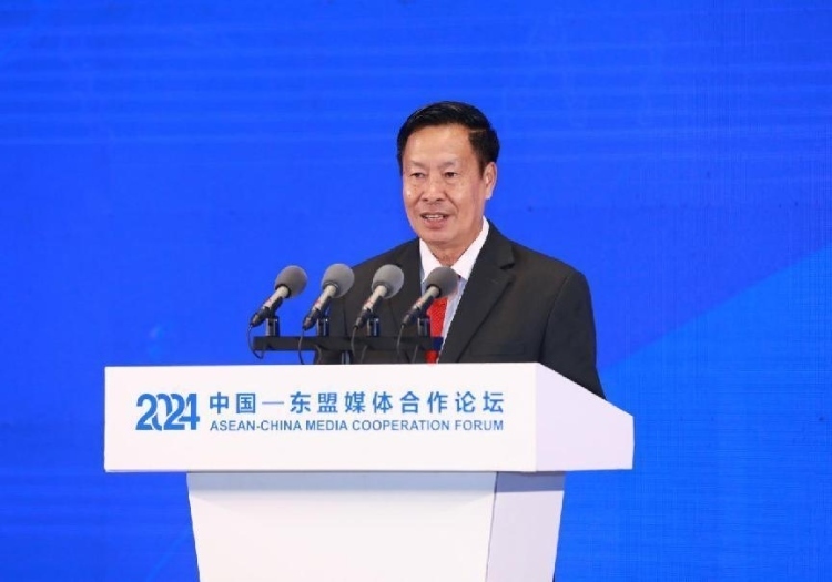 坡西·喬馬尼馮致辭。中國外文局供圖