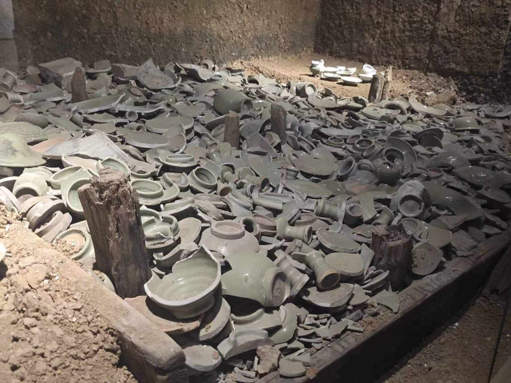 經(jīng)過“質(zhì)檢”的瓷器碎片。人民網(wǎng)記者 黃鈺攝