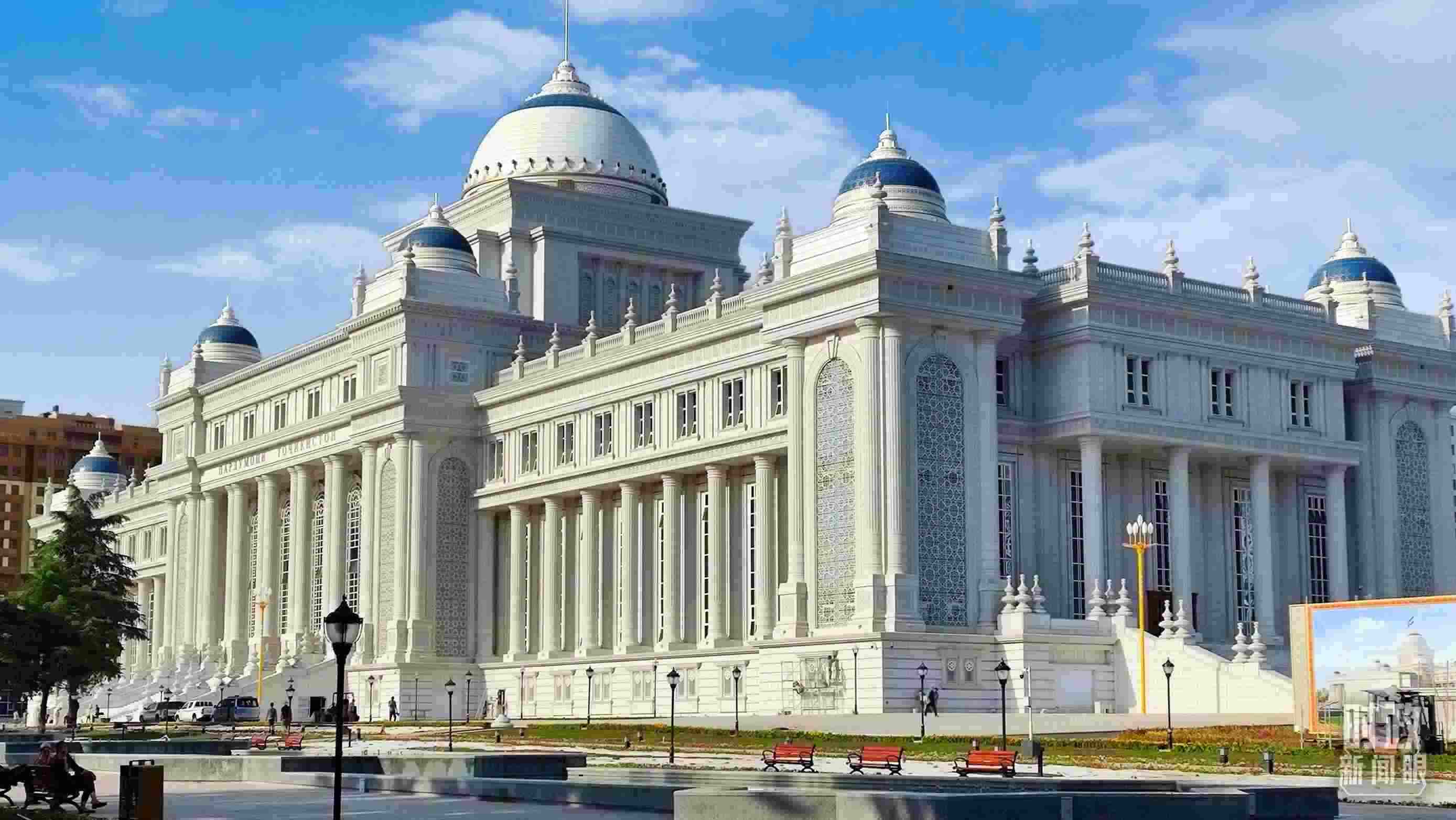 △中方援建塔議會(huì)大樓。（總臺(tái)記者員志軍拍攝）