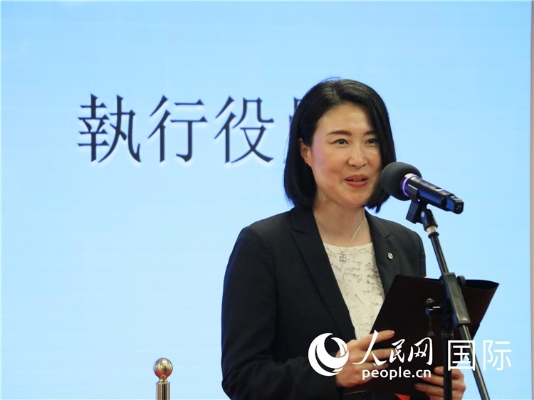 日本航空株式會(huì)社執(zhí)行役員西原口香織致辭。人民網(wǎng) 許可攝