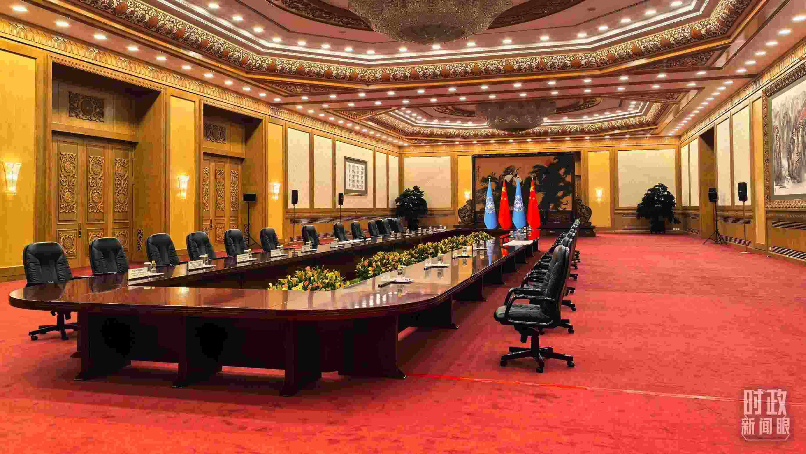  △同聯(lián)合國秘書長古特雷斯的會見會場，這是開始前的場景。（總臺央視記者劉瑞琳拍攝）