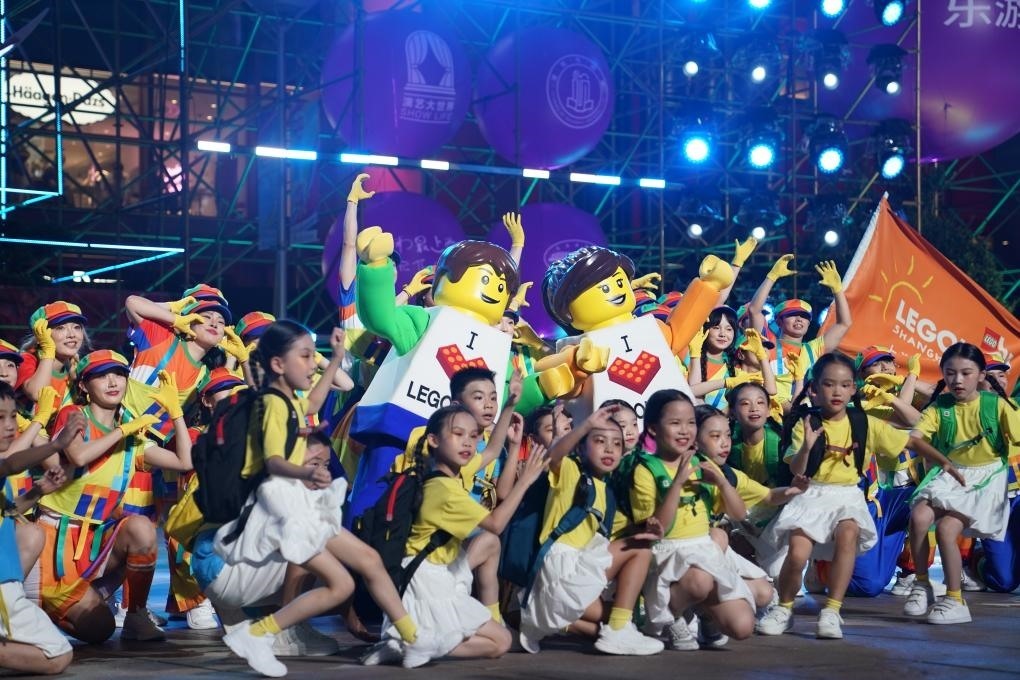 9月14日晚，演員在上海旅游節(jié)開幕式上表演。新華社發(fā)（陳浩明 攝）