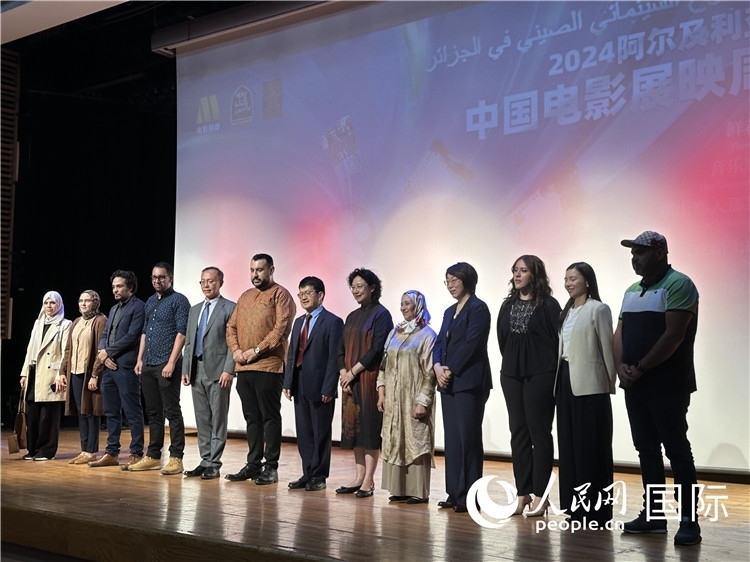 中阿兩國官員、電影行業(yè)從業(yè)者、媒體代表等出席開幕式 郝瑞敏攝