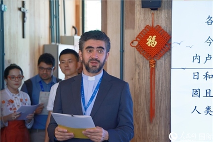 里約天主教大學(xué)校長(zhǎng)安德森·佩德羅索在活動(dòng)現(xiàn)場(chǎng)致辭。人民網(wǎng)記者 陳海琪攝