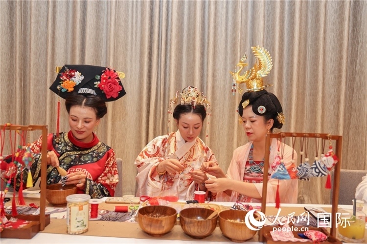 中國傳統(tǒng)文化展示。人民網(wǎng)記者任皓宇攝