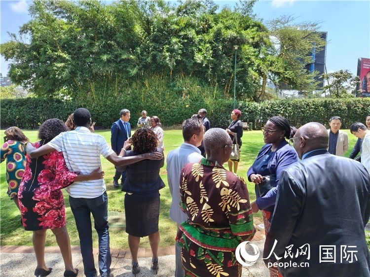 與會嘉賓在交流。陳哲攝