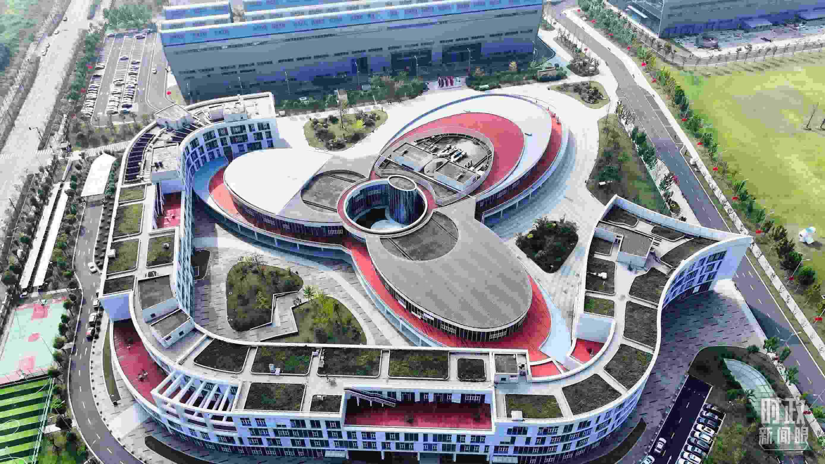 △位于合肥未來大科學城的聚變堆主機關鍵系統(tǒng)綜合研究設施園區(qū)。（總臺記者陳志猛拍攝）