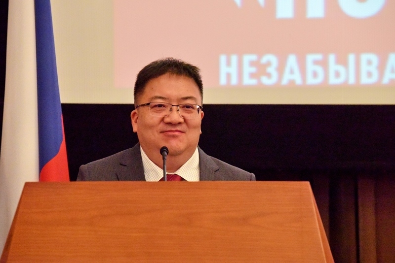 新華出版社社長匡樂成致辭。 主辦方供圖