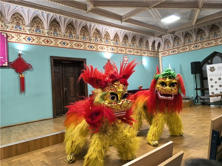 托倫雅蓋隆學(xué)院禮堂巡演現(xiàn)場。主辦方供圖。