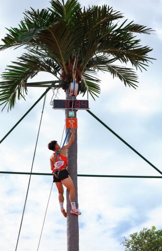 11月23日，廣東隊(duì)選手黃新鴻在比賽中。新華社記者 楊植森 攝
