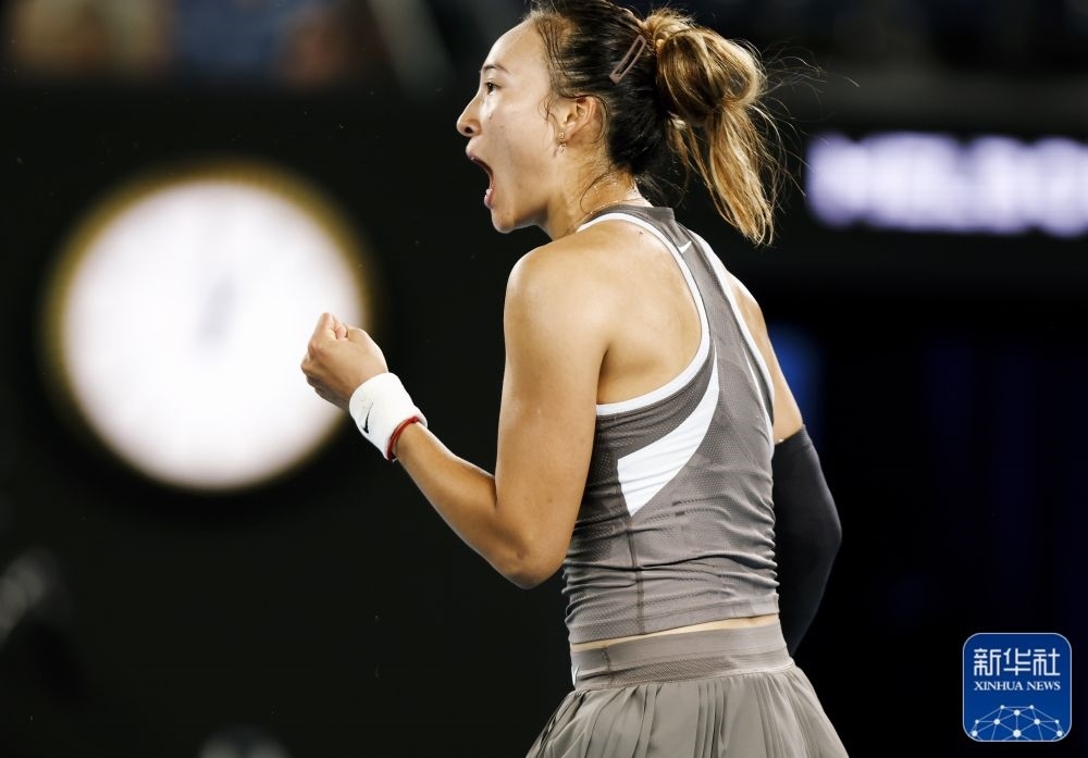 ↑鄭欽文在比賽中慶祝得分。新華社記者 馬平 攝