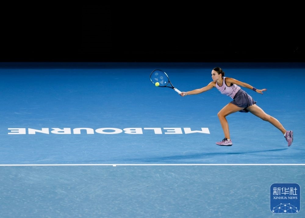 ↑托多尼在比賽中回球。新華社記者 馬平 攝