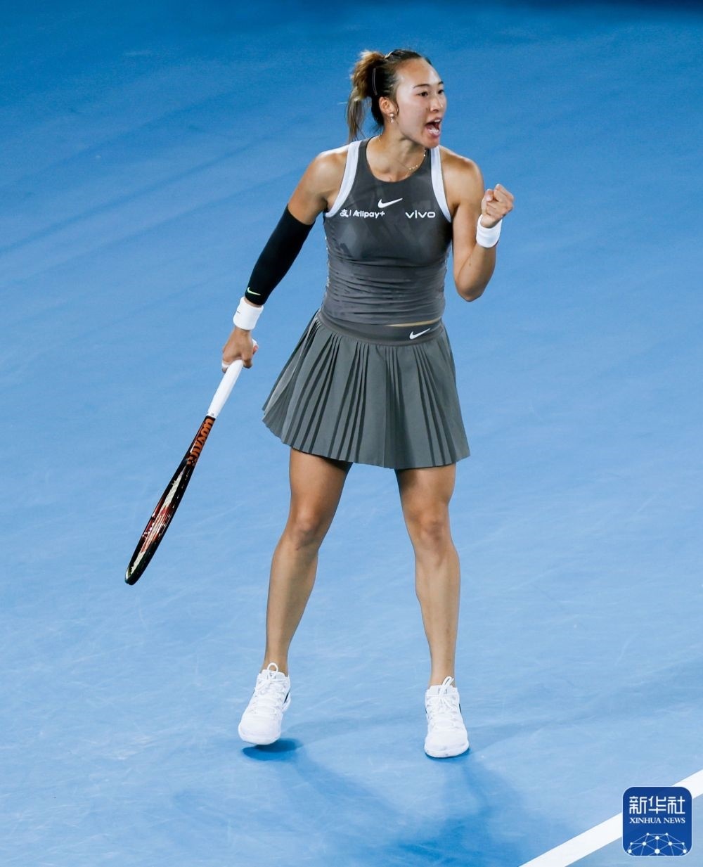 ↑鄭欽文在比賽中慶祝得分。新華社記者 馬平 攝