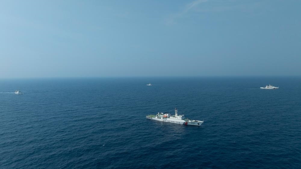 4月22日，中越海警艦艇編隊(duì)在北部灣海域開(kāi)展聯(lián)合巡邏。（中國(guó)海警供圖）