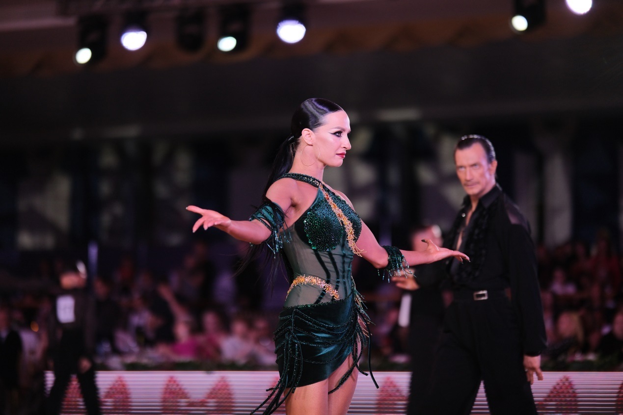 第七屆“克里姆林宮杯”國(guó)標(biāo)舞錦標(biāo)賽現(xiàn)場(chǎng)。于子恒攝