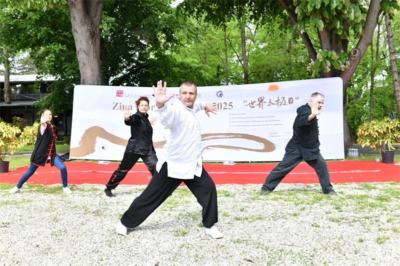 活動(dòng)現(xiàn)場(chǎng)。傅永山攝影。