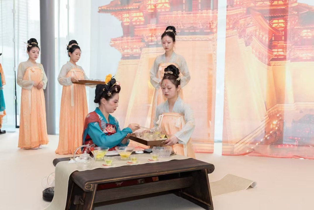 牡丹迎賓茶。中國駐大阪旅游辦事處供圖