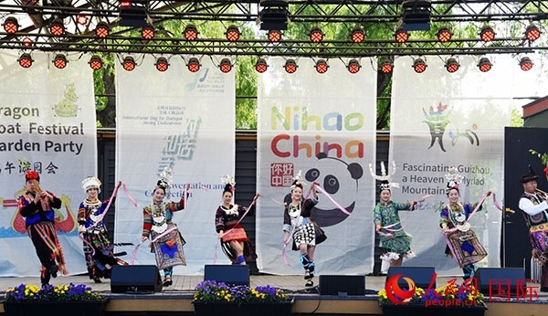 舞蹈《迎客歌》。人民網(wǎng)記者 殷淼