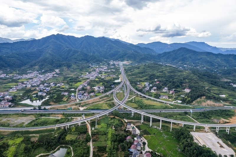 確?；緦崿F(xiàn)社會主義現(xiàn)代化取得決定性進展——寫在黨的二十屆四中全會召開之際